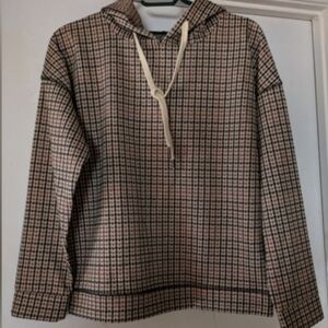 Chapter One Women's Checkered Hooded Sweater. US S